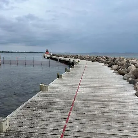 Charmerende Hus I Idylliske Lynaes Villa