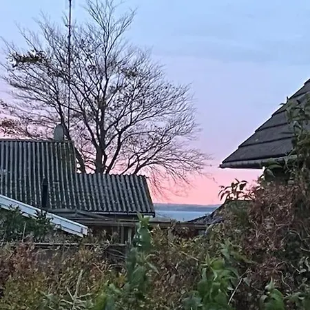 Charmerende Hus I Idylliske Lynaes Villa
