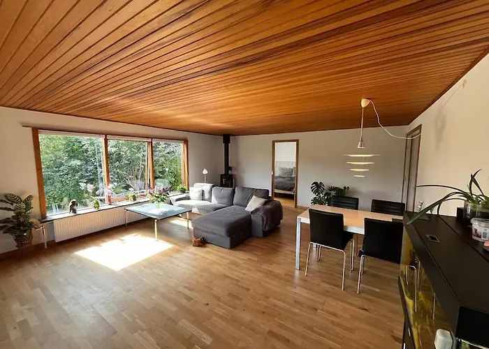 Charmerende Hus I Idylliske Lynaes Villa *