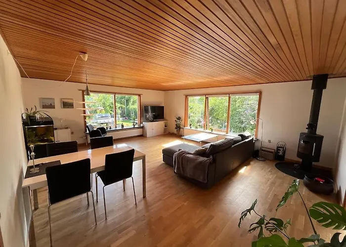 Villa Charmerende Hus I Idylliske Lynaes *