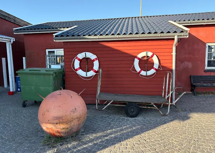 Villa Charmerende Hus I Idylliske Lynaes Hundested